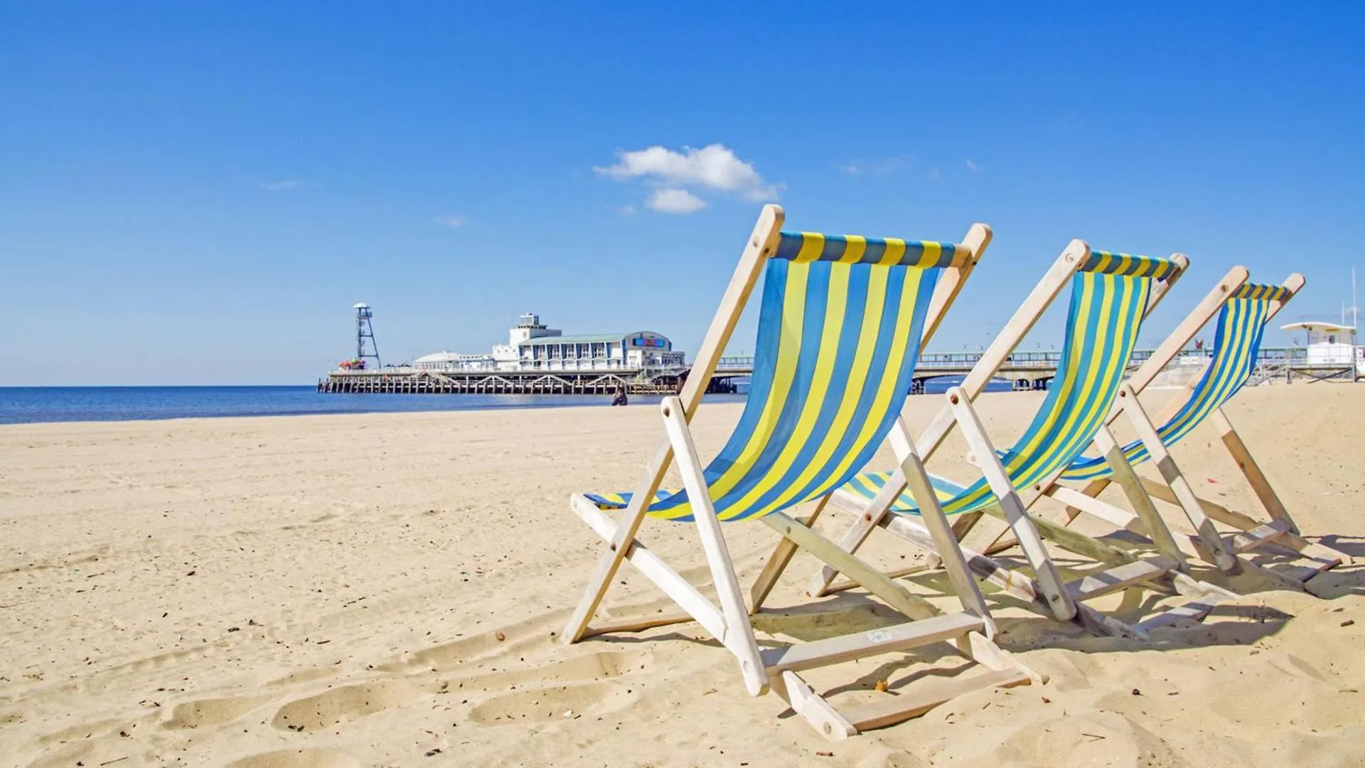 Bournecoast - Modern Apartment By Sandy Beaches - Fm9627 Bournemouth